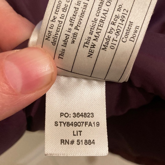 Patagonia Hi Loft Down Sweater Hoodie Burgundy - Picture 7 of 8